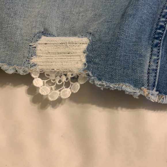 NWOT Jean Shorts with White Lace Trim - Picture 5 of 7